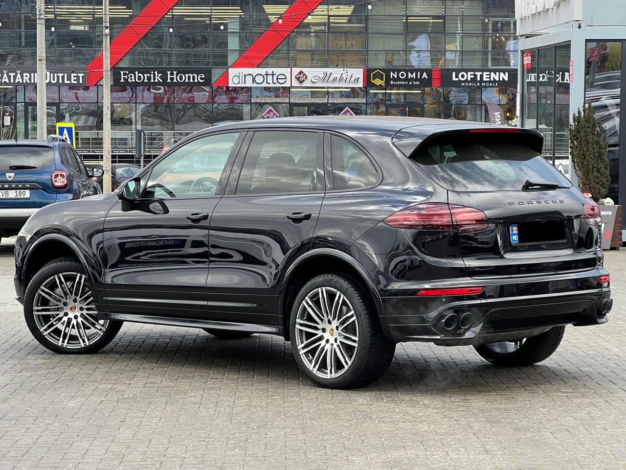 2016 Porsche Cayenne — Miniatură 4