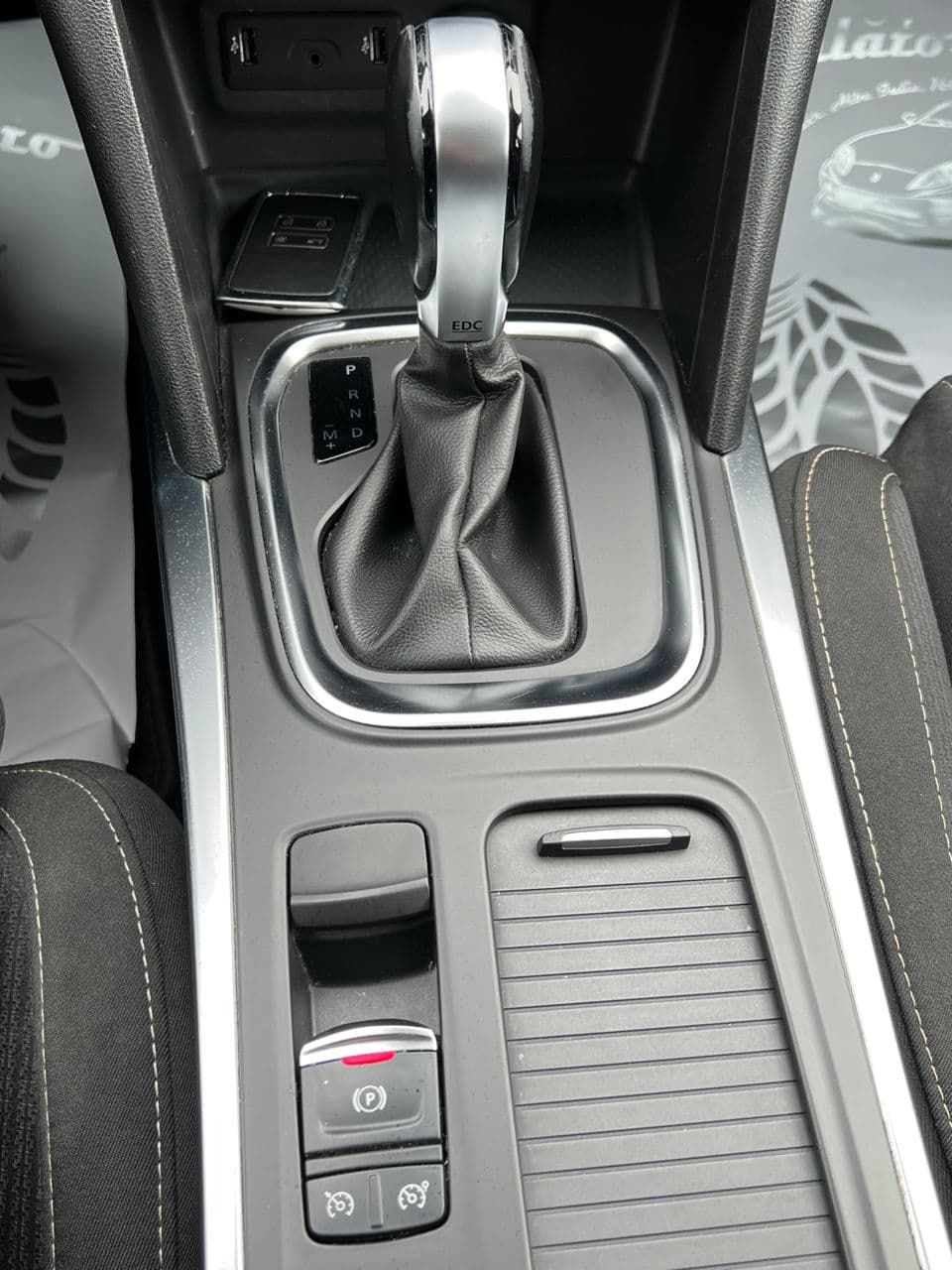 Renault Megane 2017 — Миниатюра 12