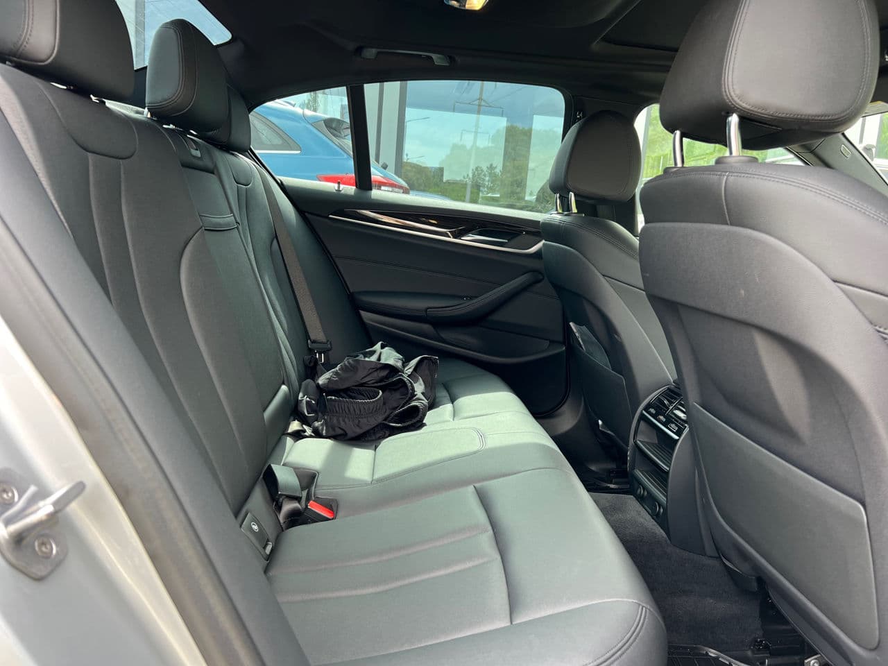 2018 BMW 530e — Miniatură 18