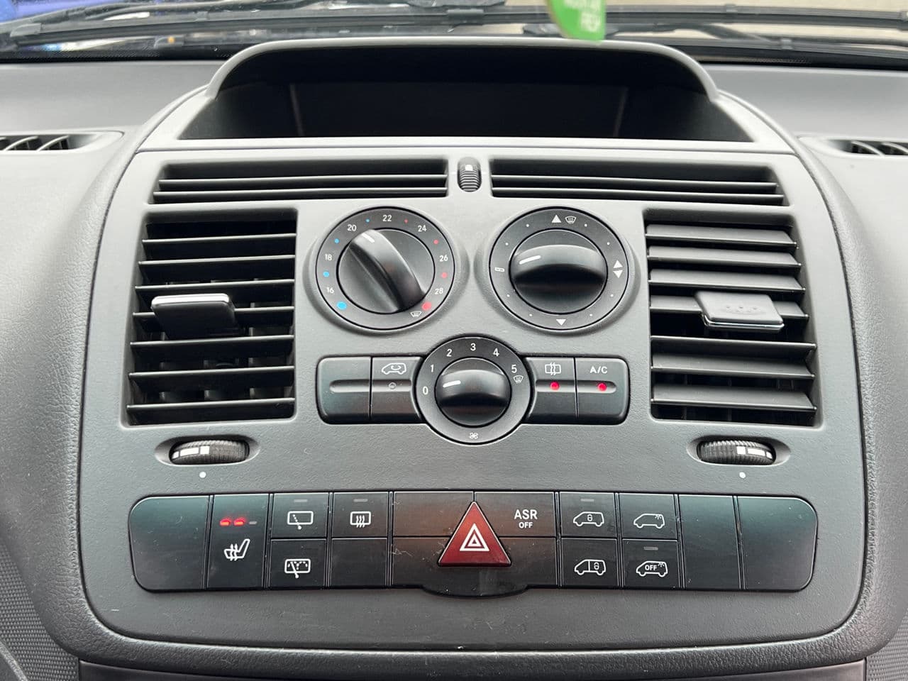 2014 Mercedes Vito — Miniatură 9