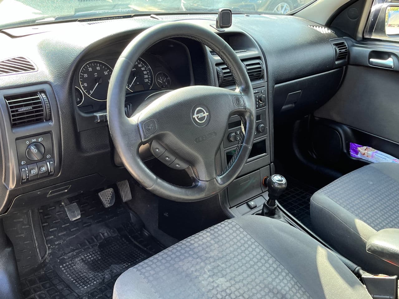 2005 Opel Astra — Miniatură 7
