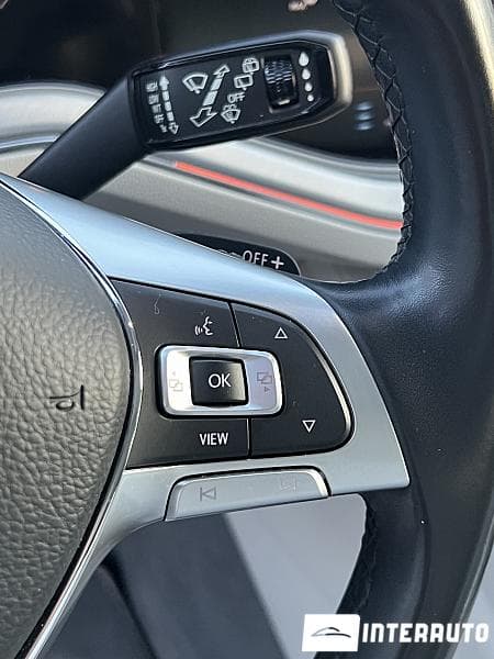 2019 Volkswagen Touareg — Miniatură 11
