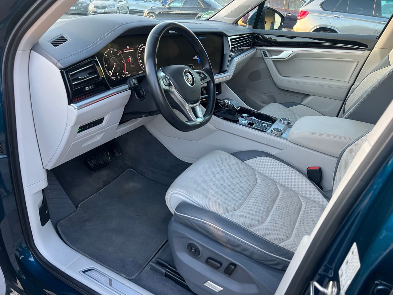 2019 Volkswagen Touareg — Miniatură 6
