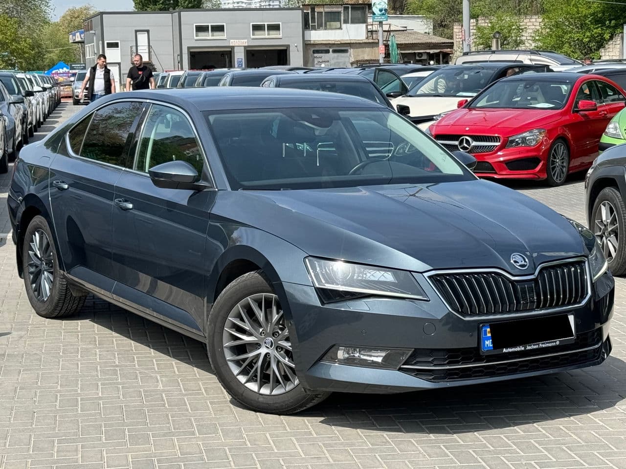 2017 Skoda Superb — Miniatură 2