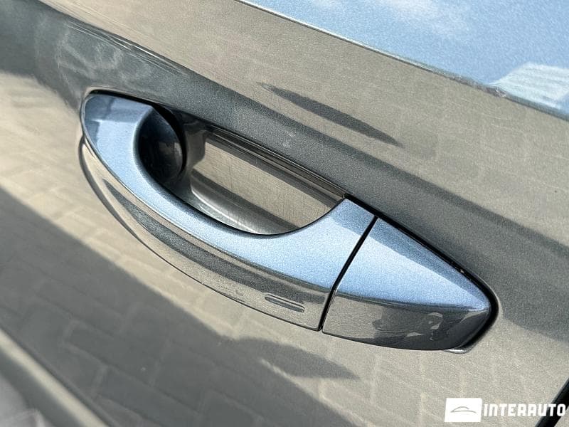 2017 Skoda Superb — Miniatură 19