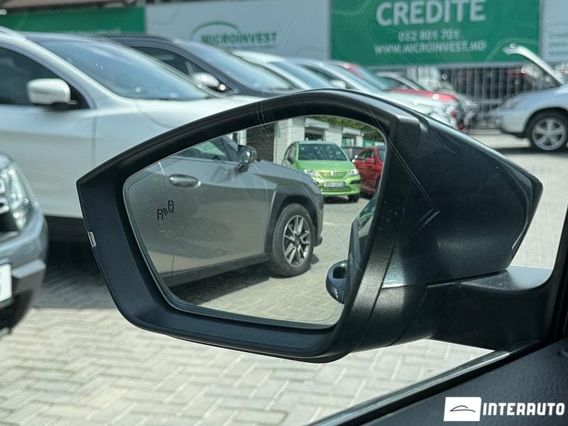 2017 Skoda Superb — Miniatură 13
