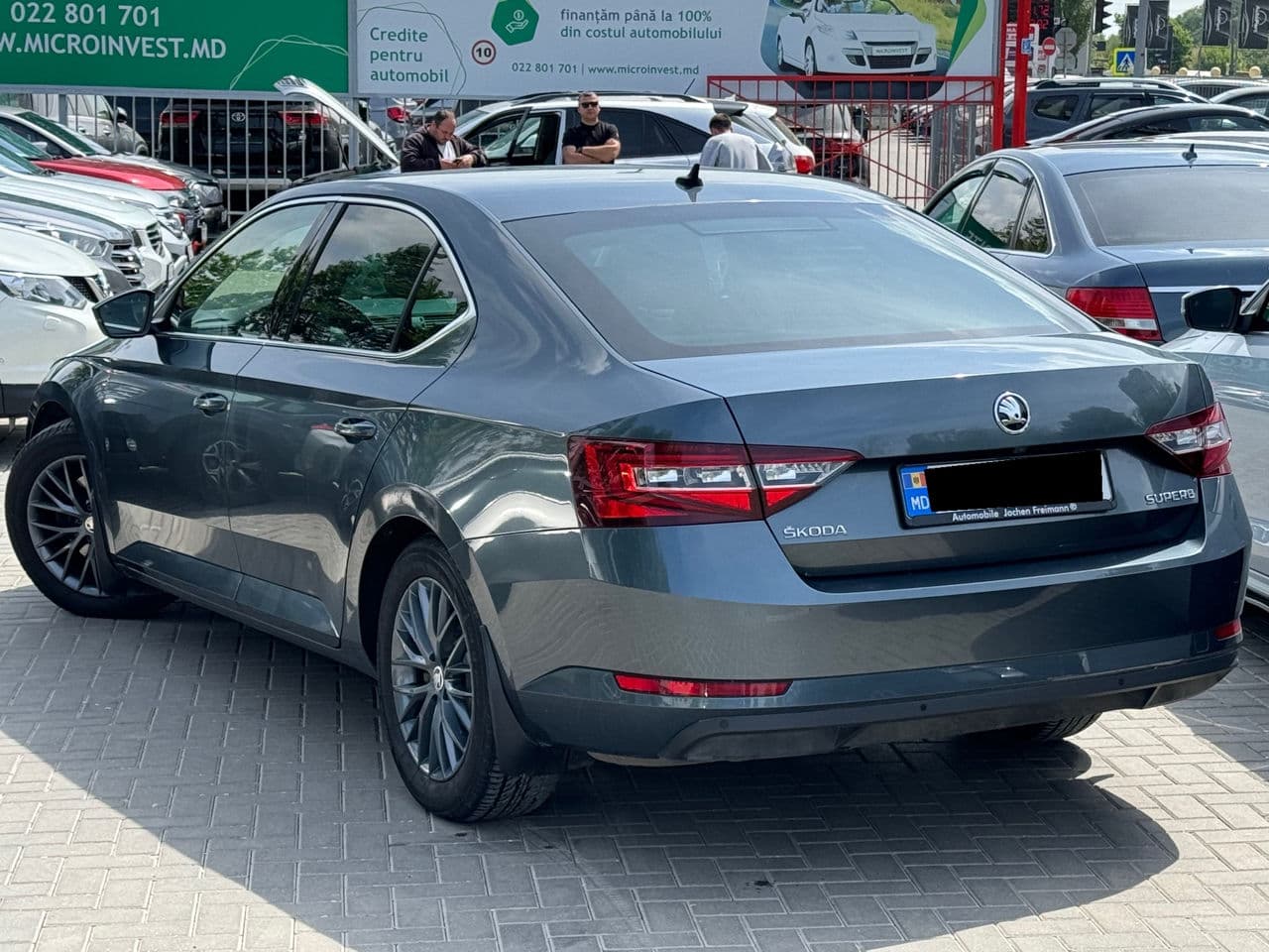 2017 Skoda Superb — Miniatură 3
