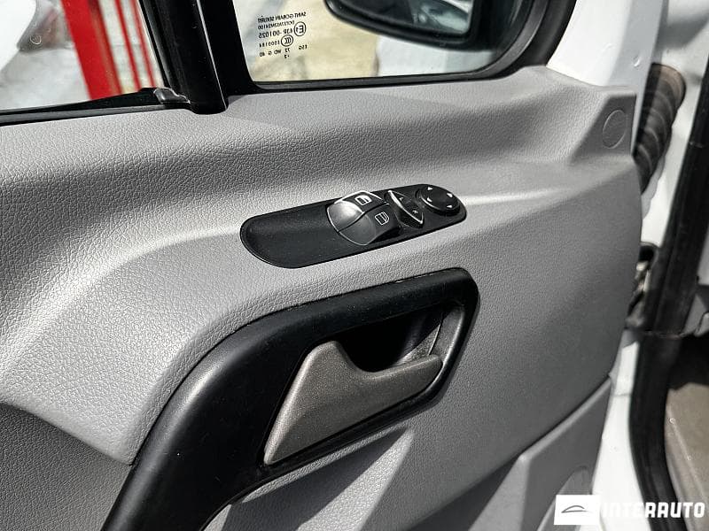 2012 Mercedes Sprinter — Miniatură 13