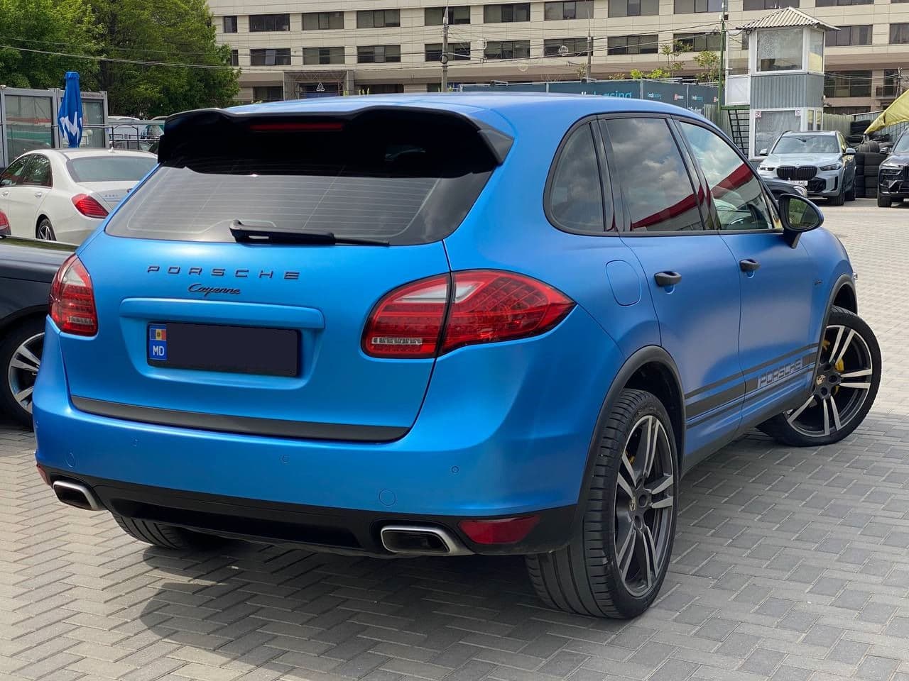2012 Porsche Cayenne — Miniatură 4