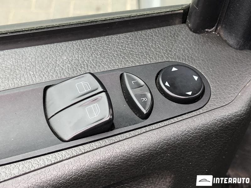 2013 Mercedes Vito — Miniatură 15
