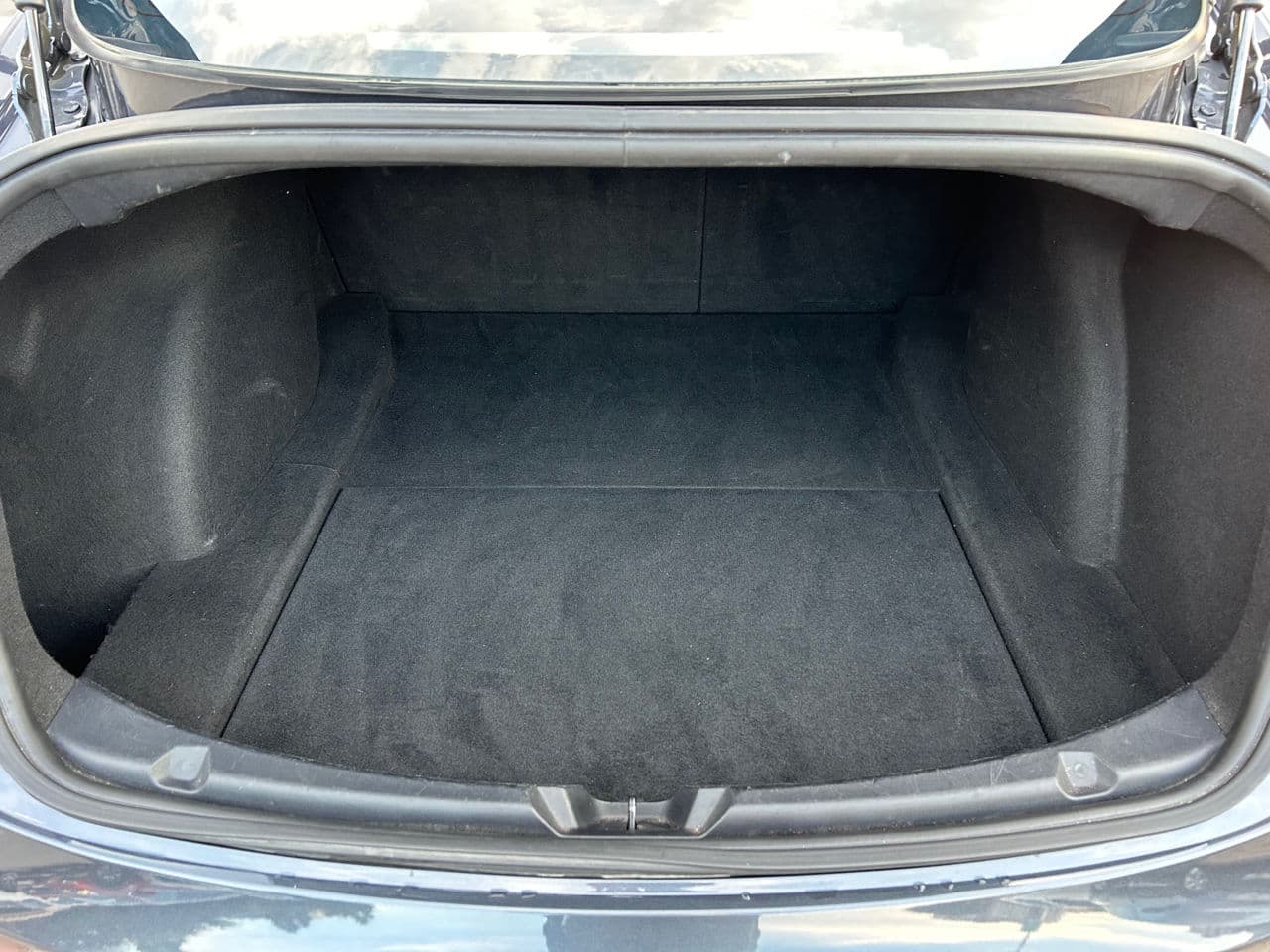 2020 Tesla Model 3 — Miniatură 18