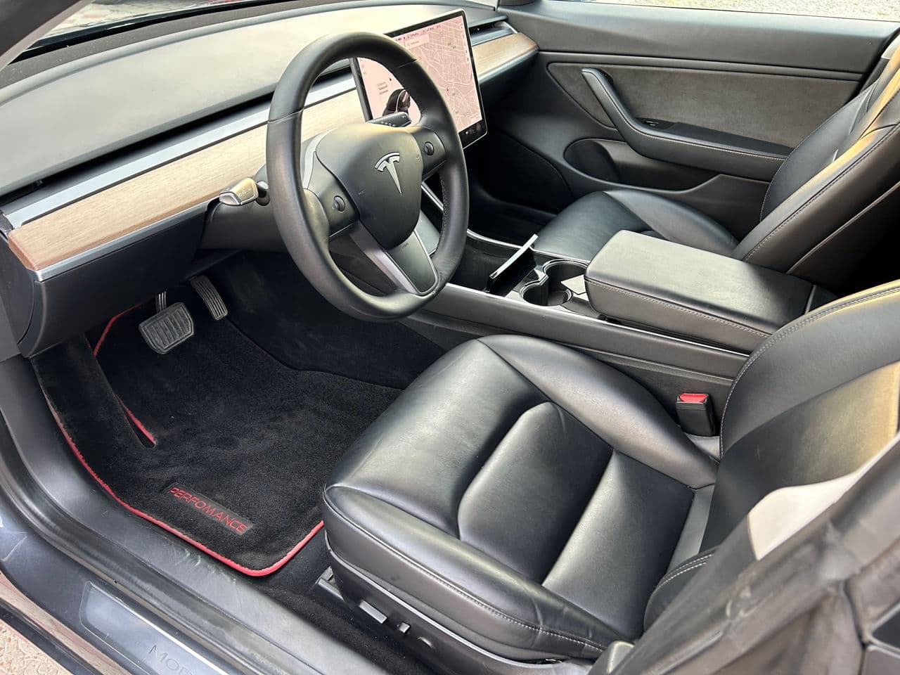 2020 Tesla Model 3 — Miniatură 5