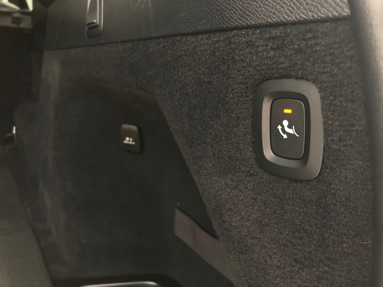 2016 Volvo XC 90 — Miniatură 16