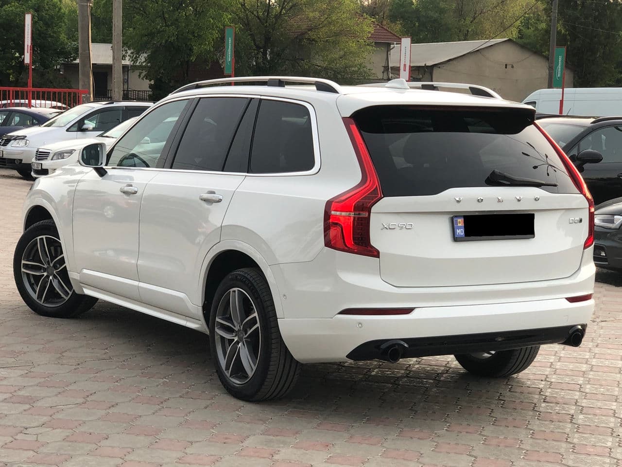 2016 Volvo XC 90 — Miniatură 2