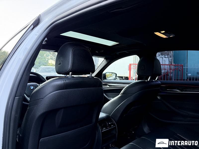 BMW 530e 2017 — Миниатюра 15