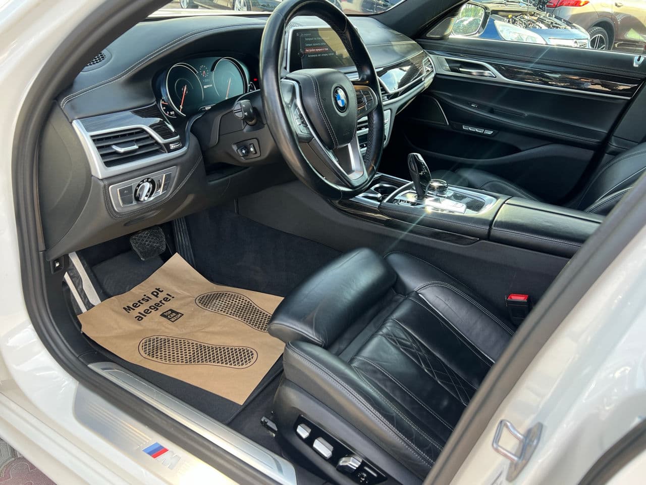 2017 BMW 740e — Miniatură 6