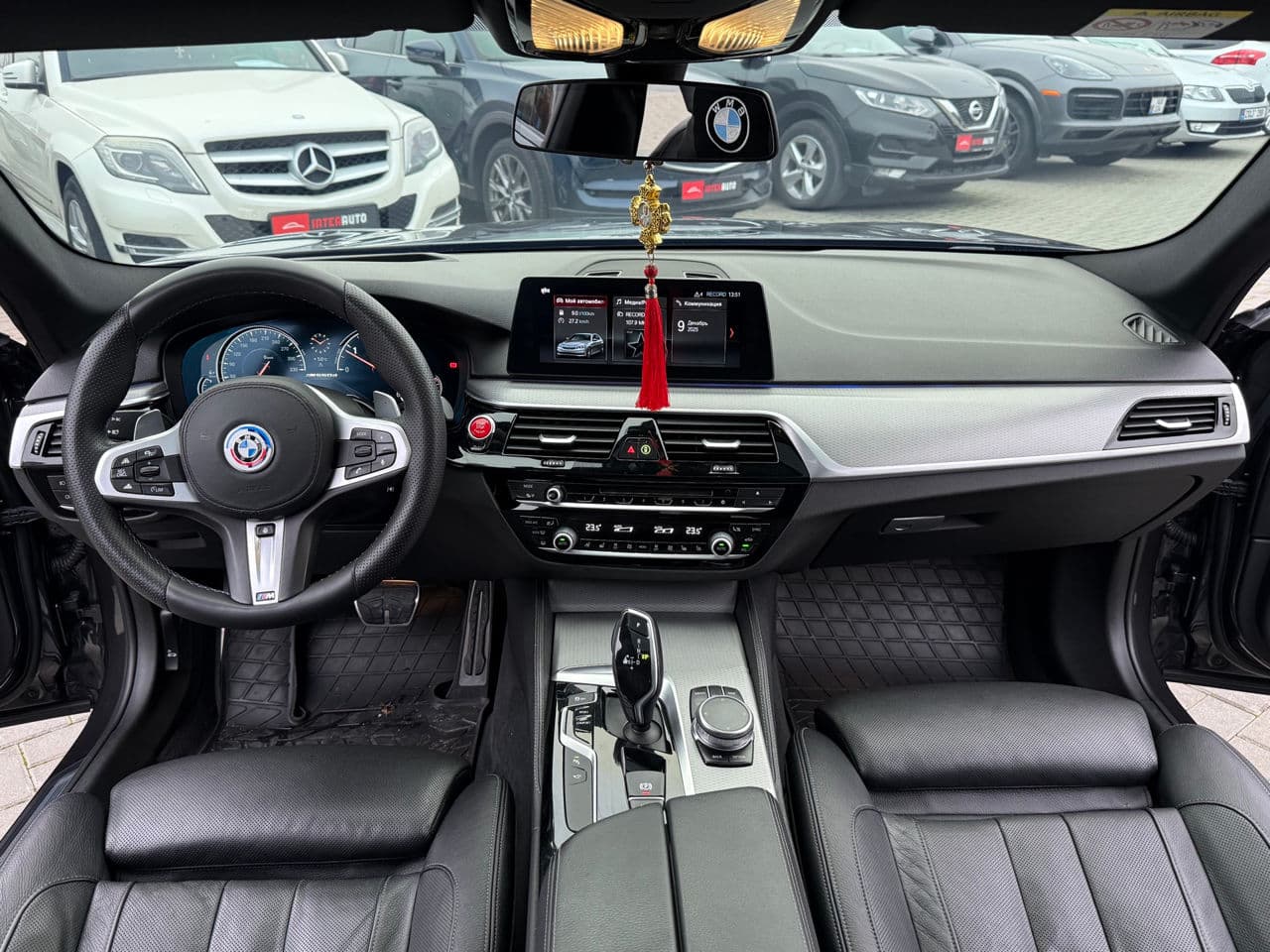 2017 BMW 525 — Miniatură 8