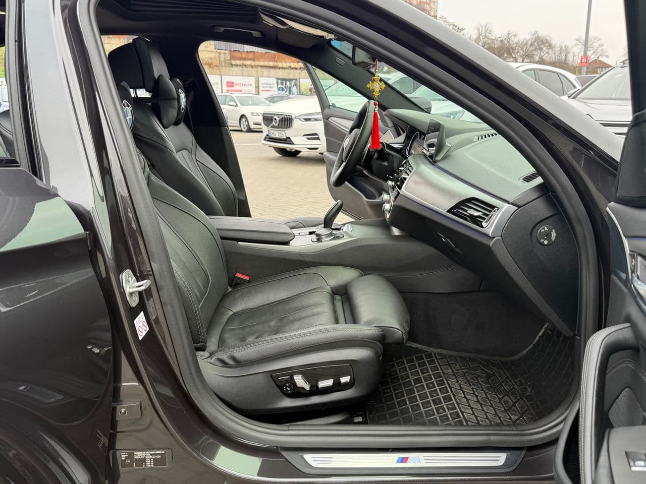 2017 BMW 525 — Miniatură 20
