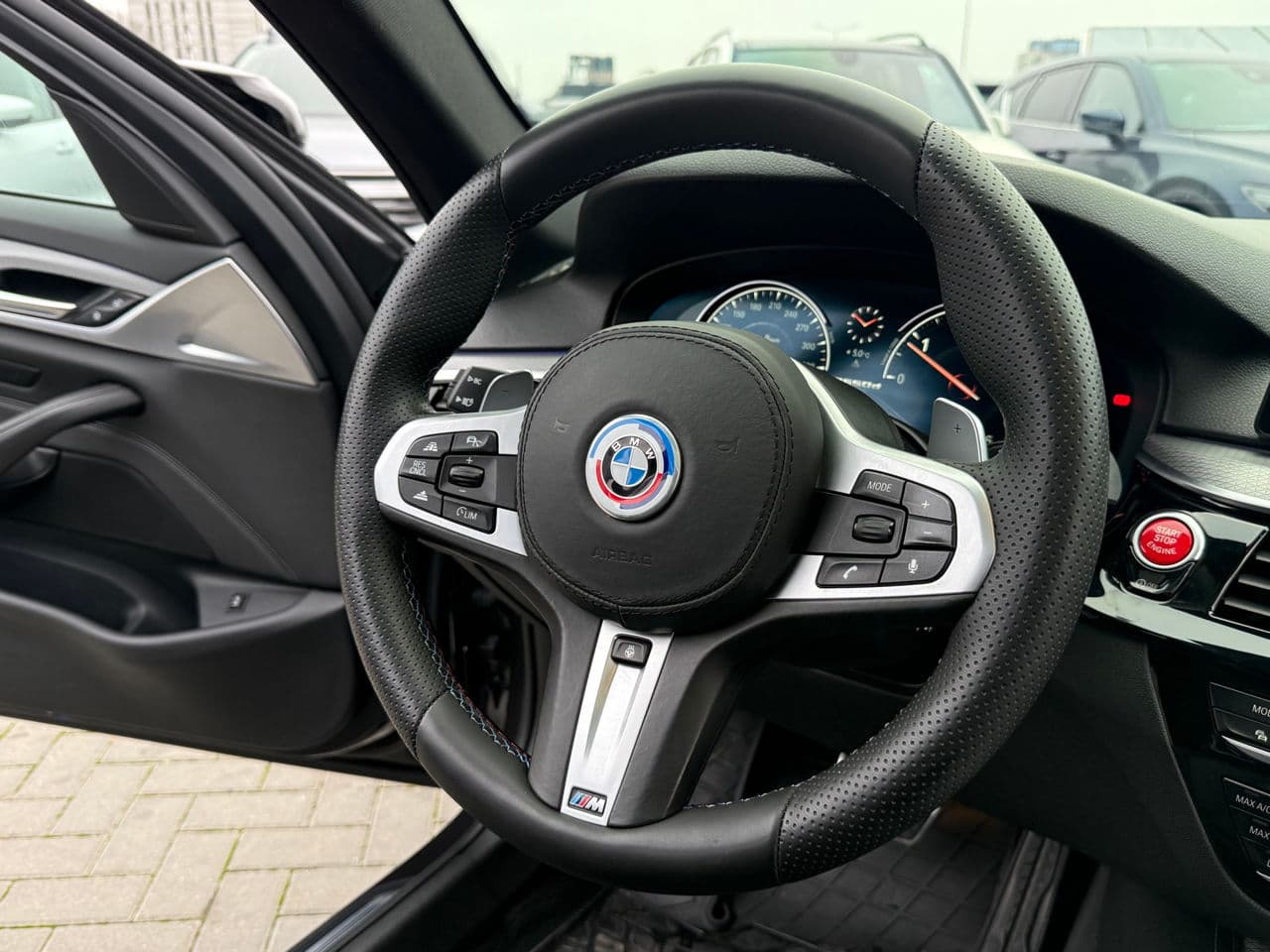 2017 BMW 525 — Miniatură 9