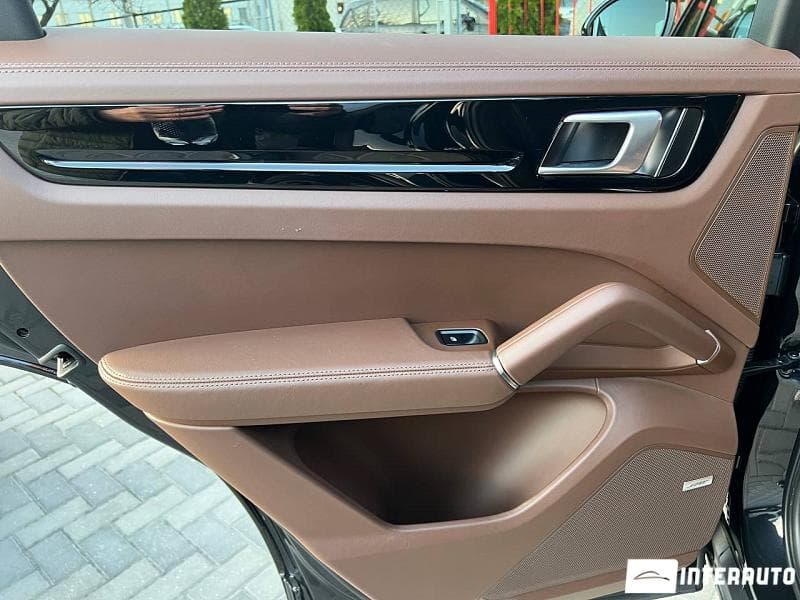 2022 Porsche Cayenne E-Hybrid — Miniatură 22