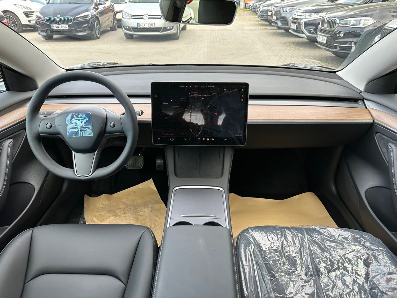 2023 Tesla Model 3 — Miniatură 8