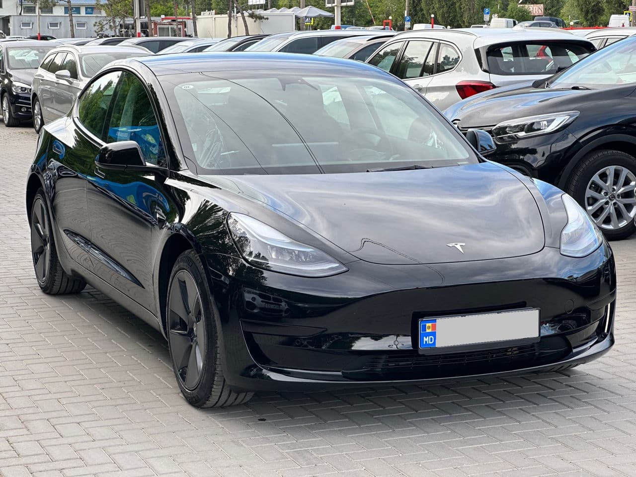 2023 Tesla Model 3 — Miniatură 3