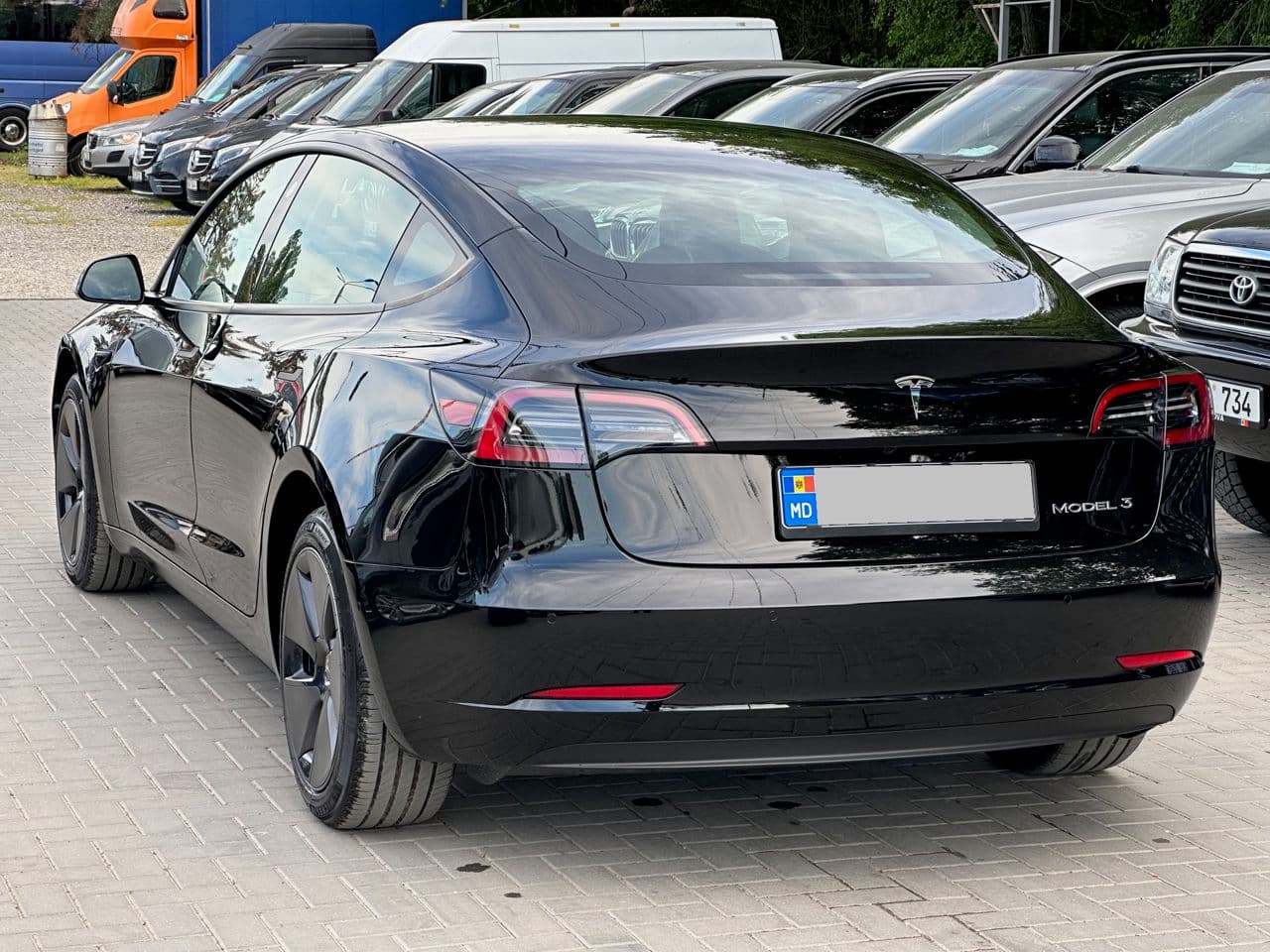2023 Tesla Model 3 — Miniatură 4