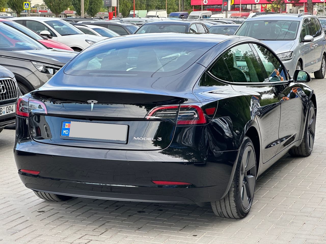 2023 Tesla Model 3 — Miniatură 2