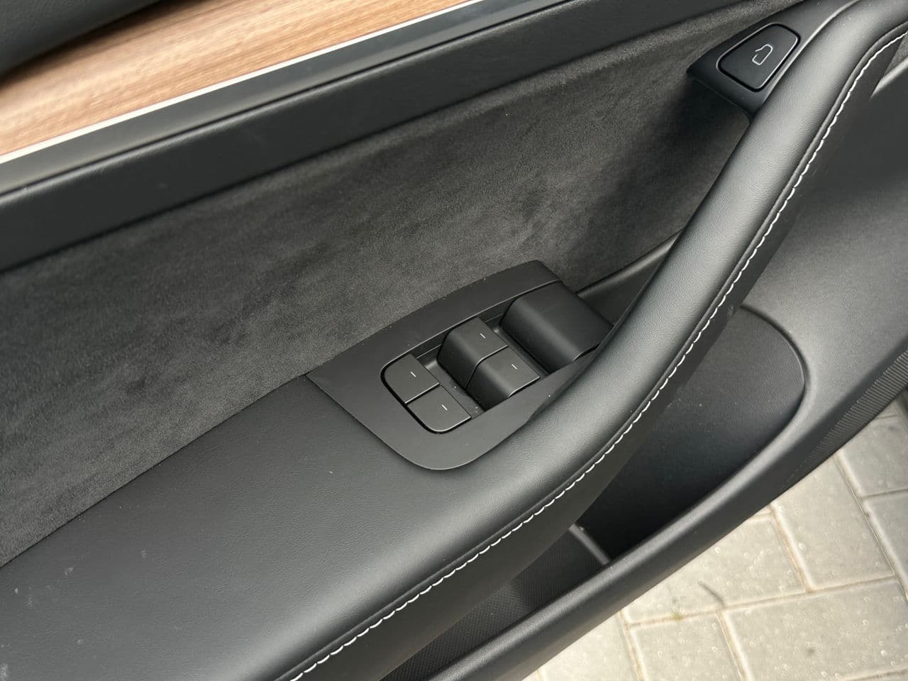 2023 Tesla Model 3 — Miniatură 6