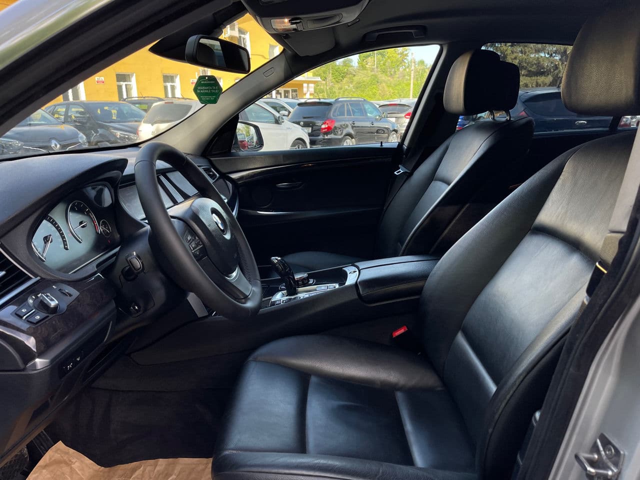 BMW 530 GT 2010 — Миниатюра 5