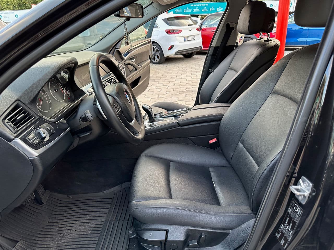 BMW 520 2011 — Миниатюра 5