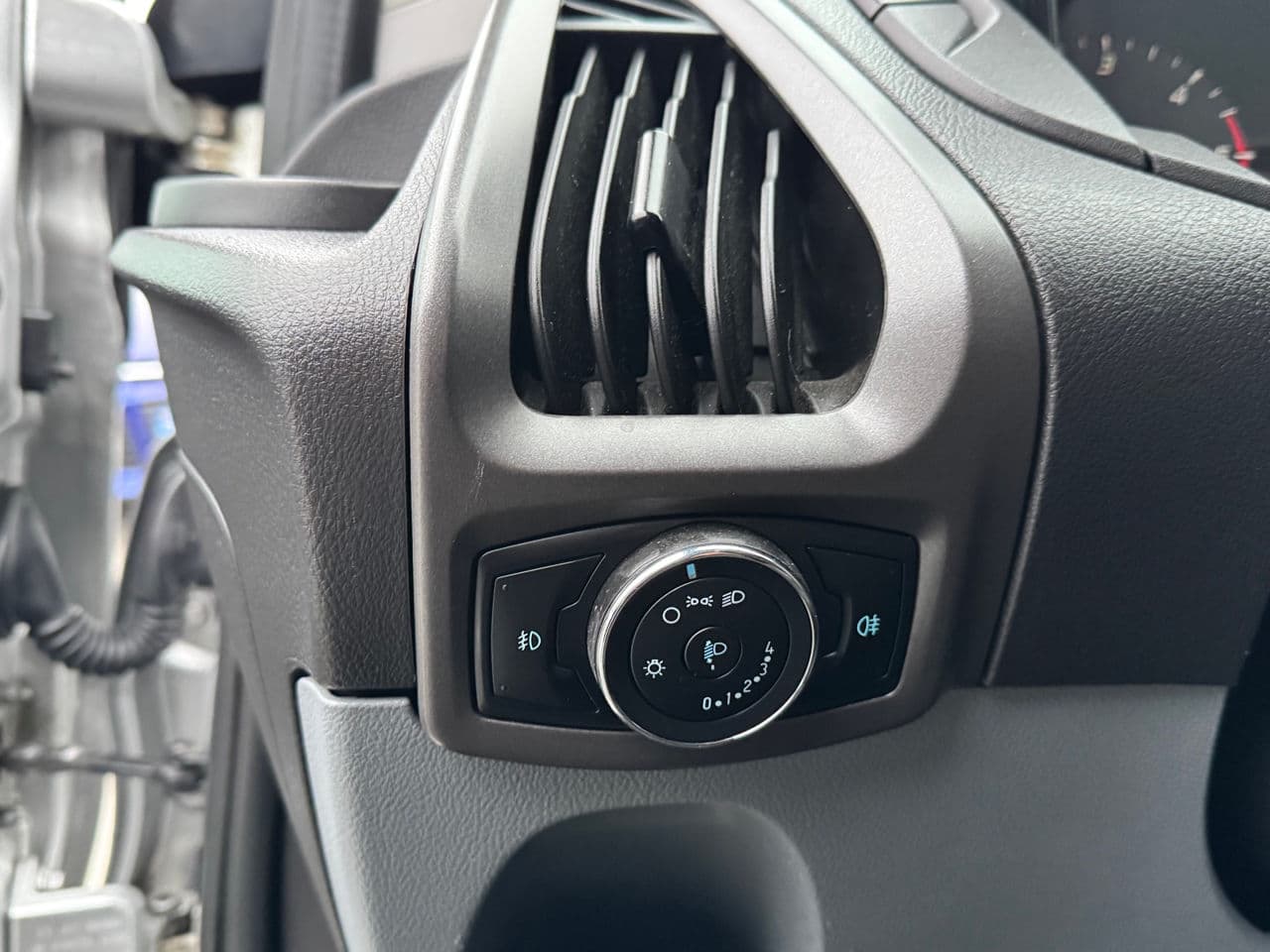 2013 Ford Transit — Miniatură 14