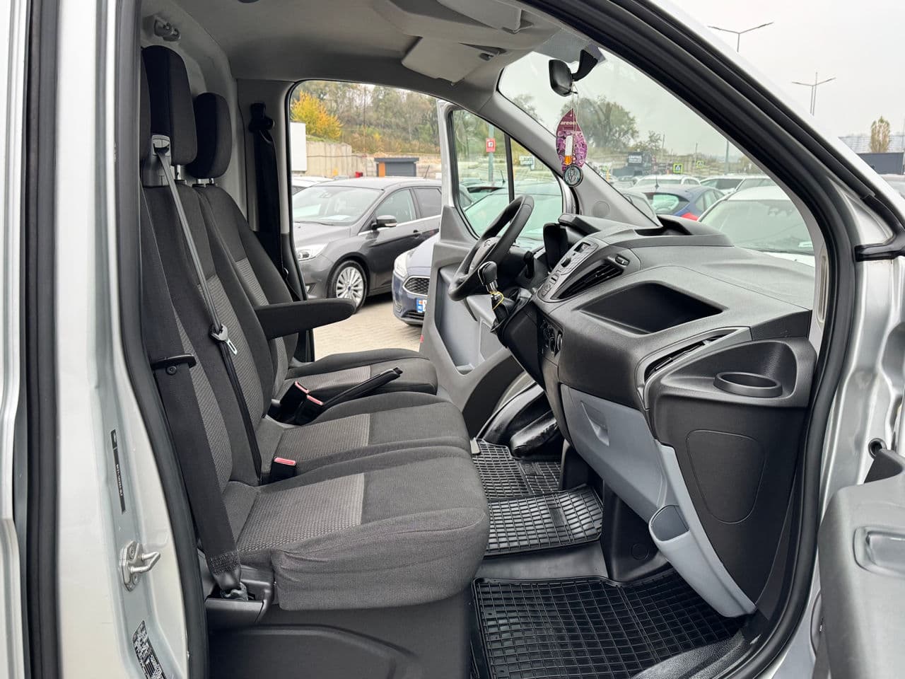 2013 Ford Transit — Miniatură 11