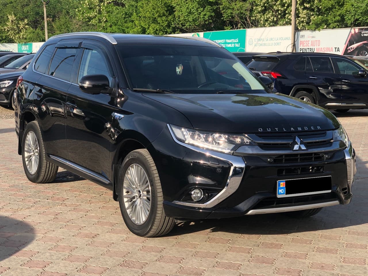 2016 Mitsubishi Outlander — Miniatură 4
