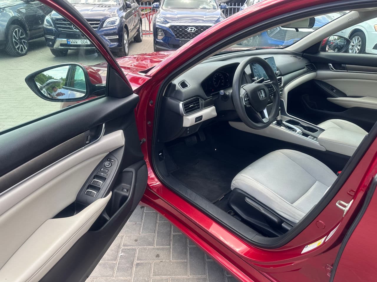 2018 Honda Accord — Miniatură 5