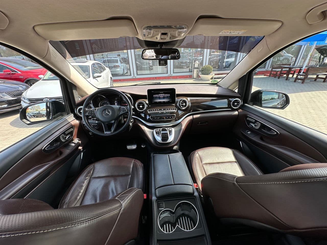 2018 Mercedes V 250 — Miniatură 9