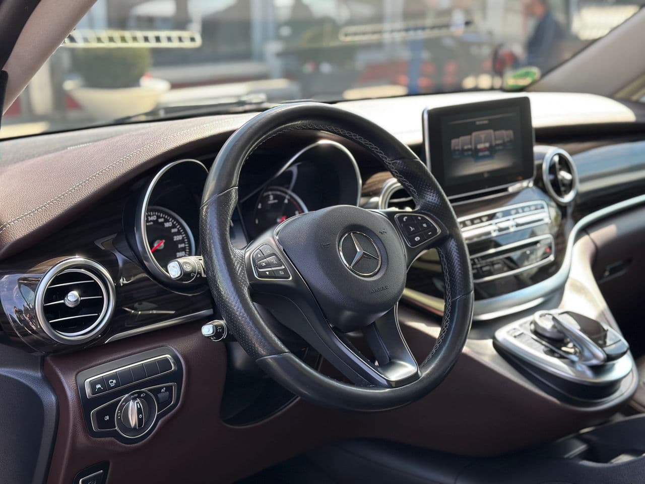 2018 Mercedes V 250 — Miniatură 7