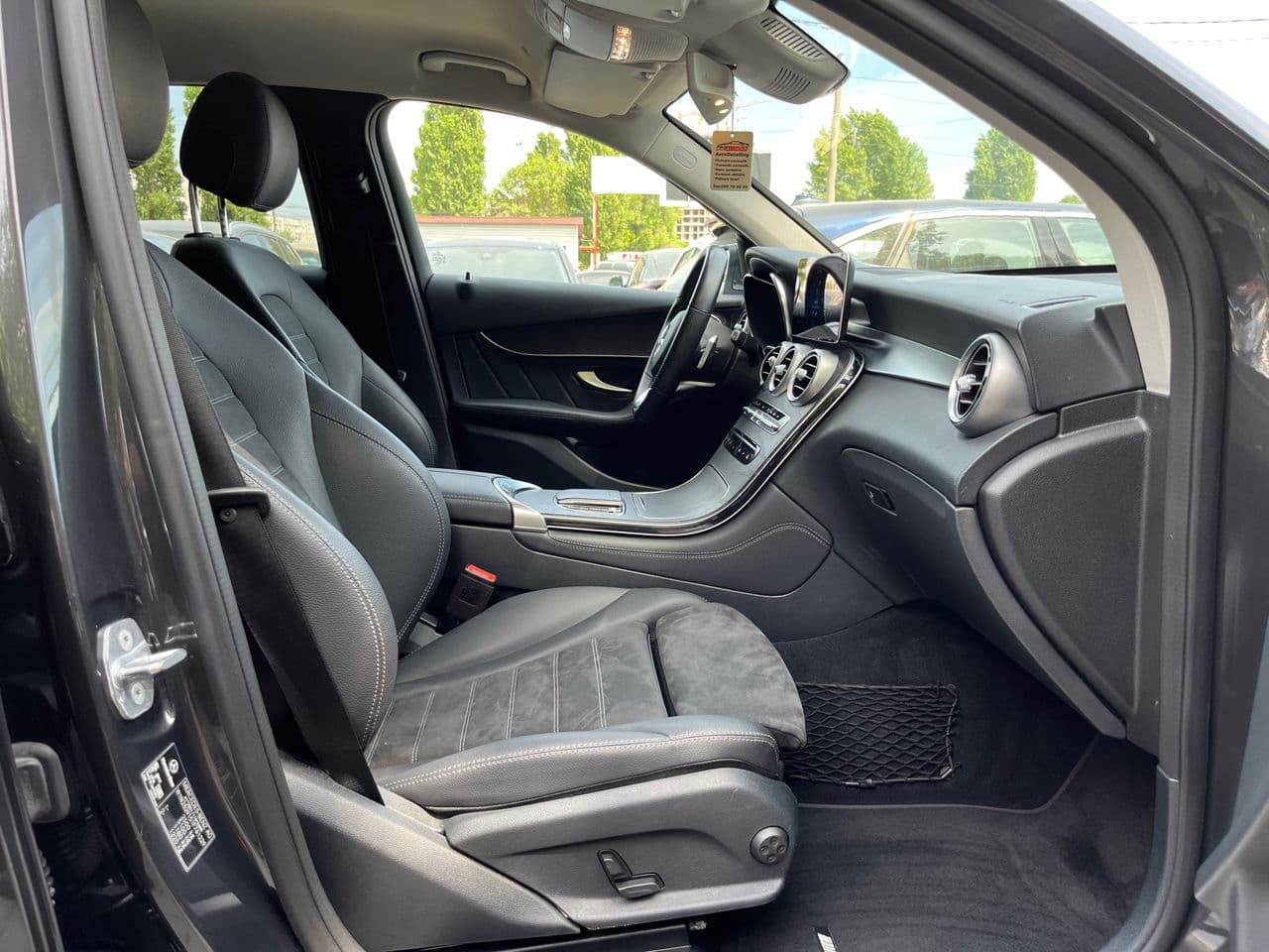 Mercedes GLC 220d 2020 — Миниатюра 7