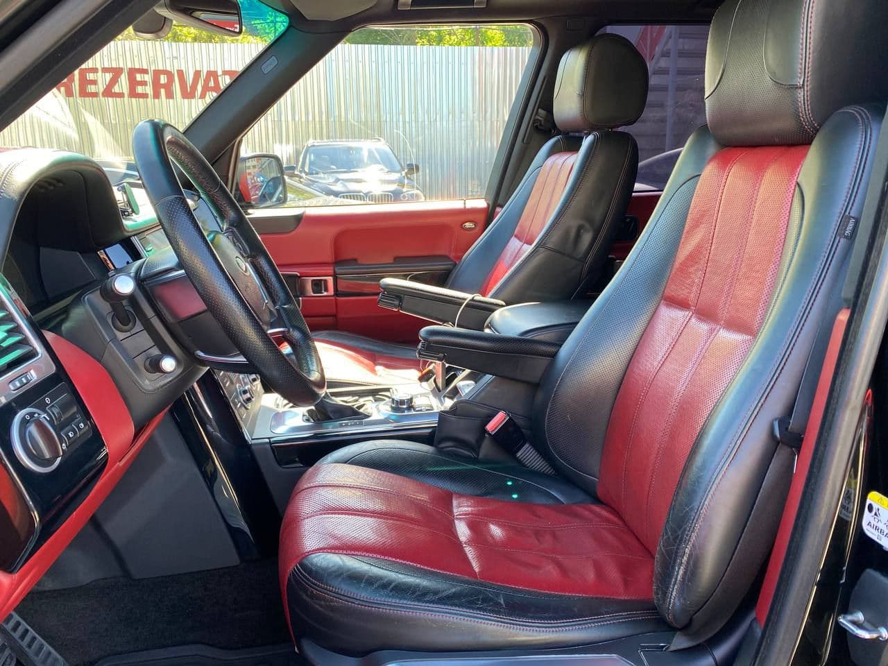 2010 Land Rover Range Rover Vogue — Miniatură 8