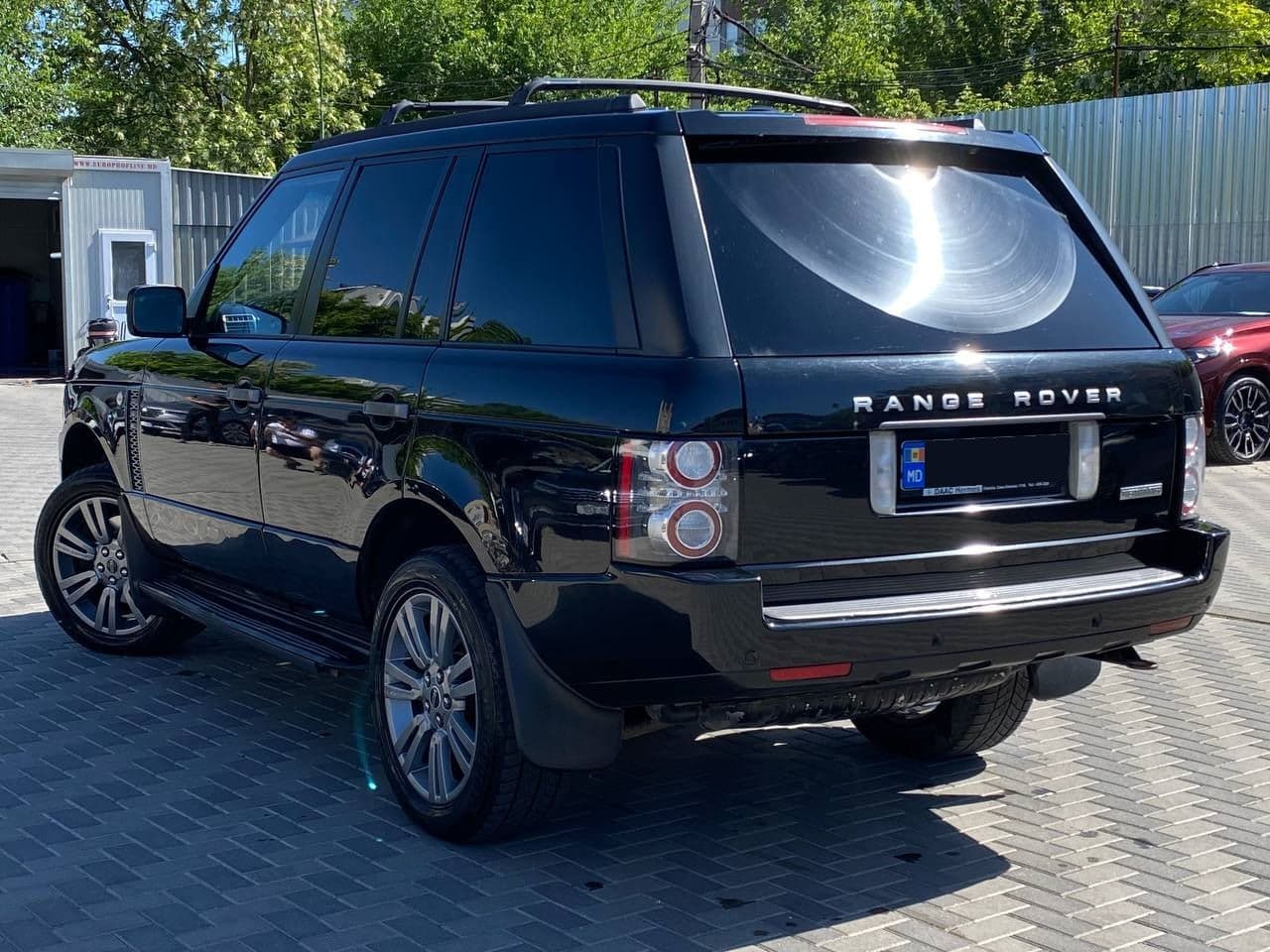 2010 Land Rover Range Rover Vogue — Miniatură 4