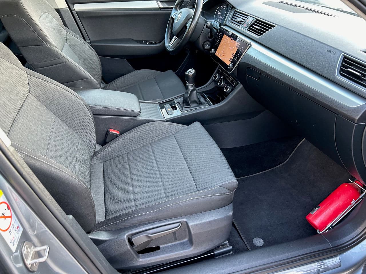 2018 Skoda Superb — Miniatură 14