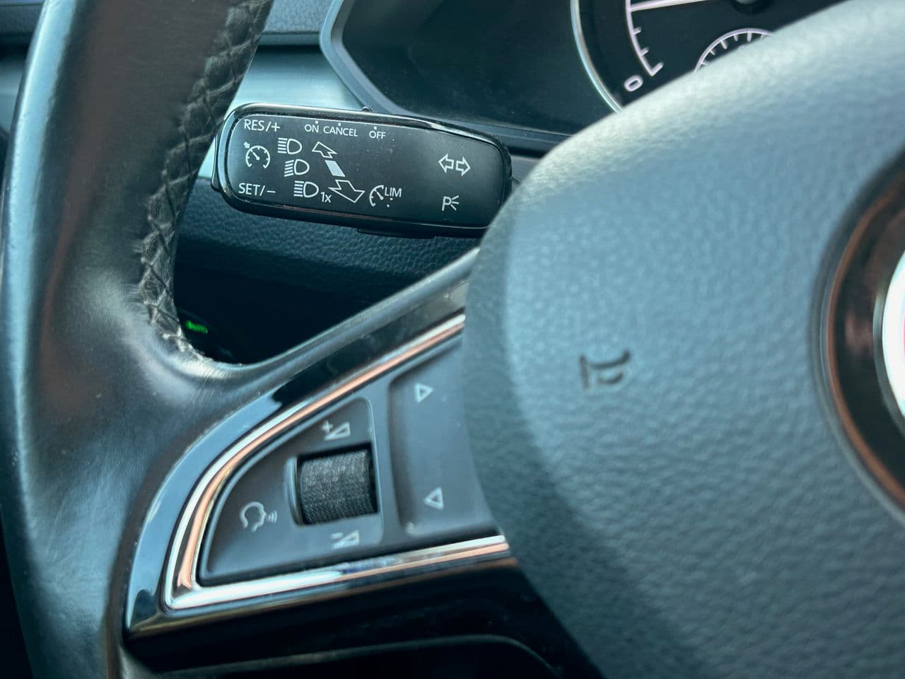2018 Skoda Superb — Miniatură 9
