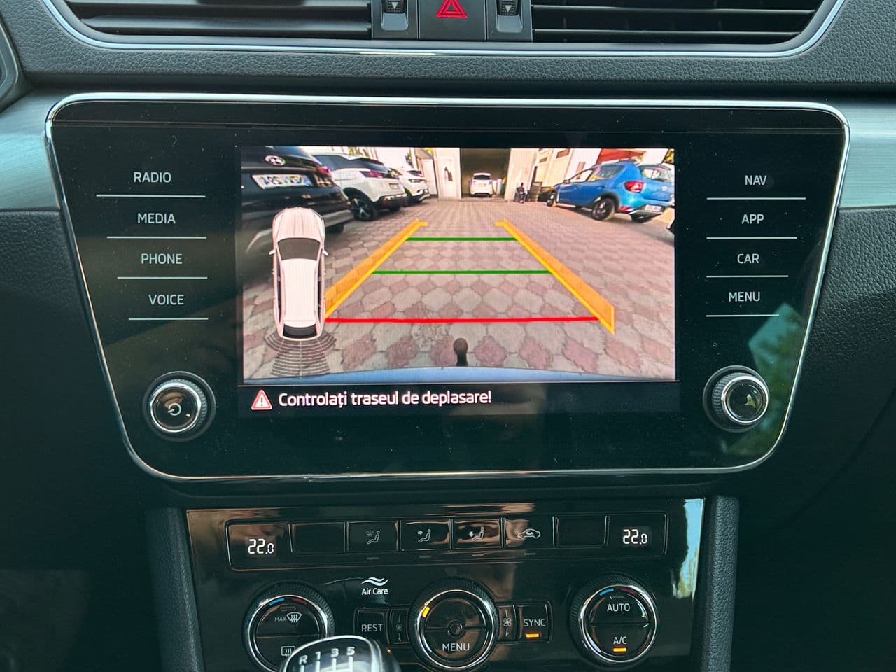 2018 Skoda Superb — Miniatură 12