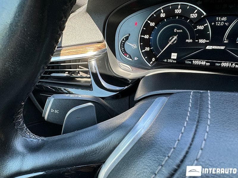BMW 530e 2018 — Миниатюра 15