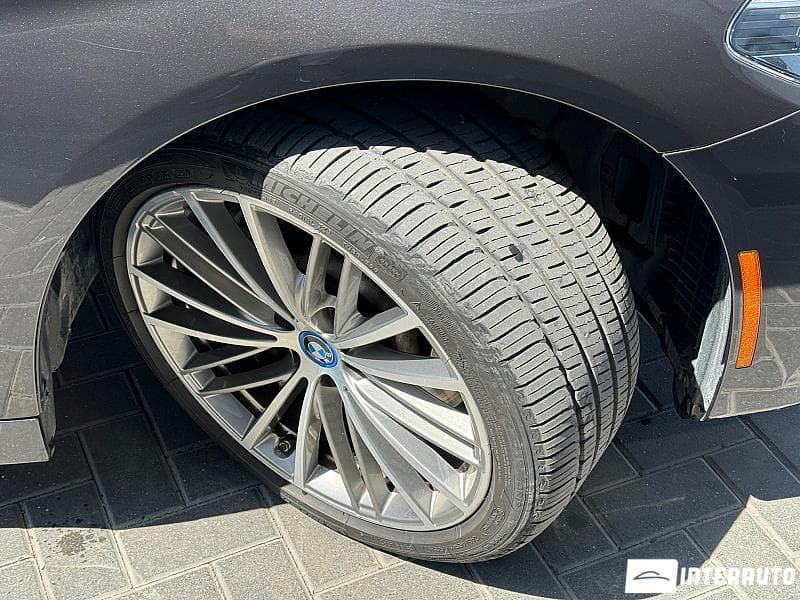 BMW 530e 2018 — Миниатюра 19