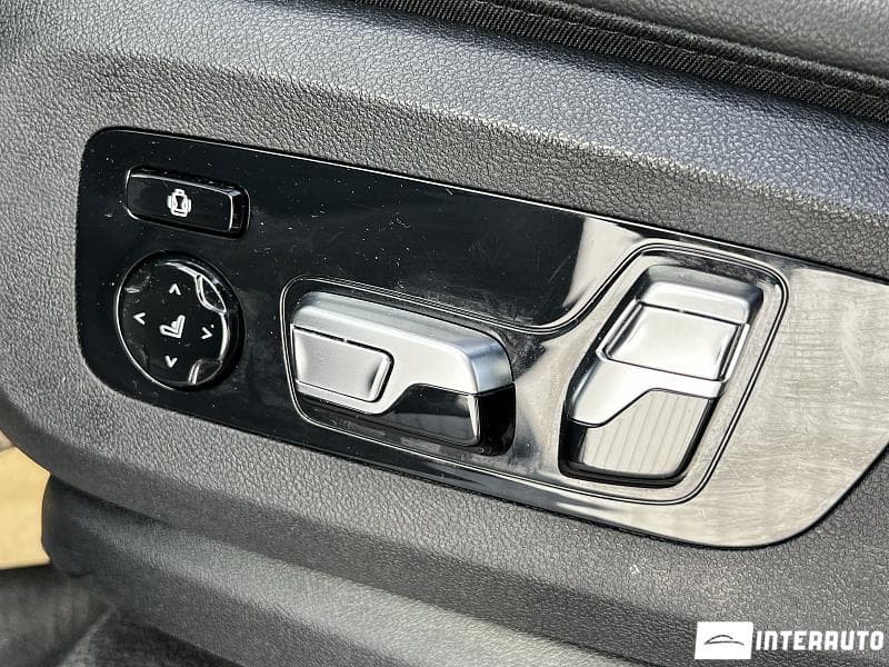 2020 BMW X7 4.0i — Miniatură 18