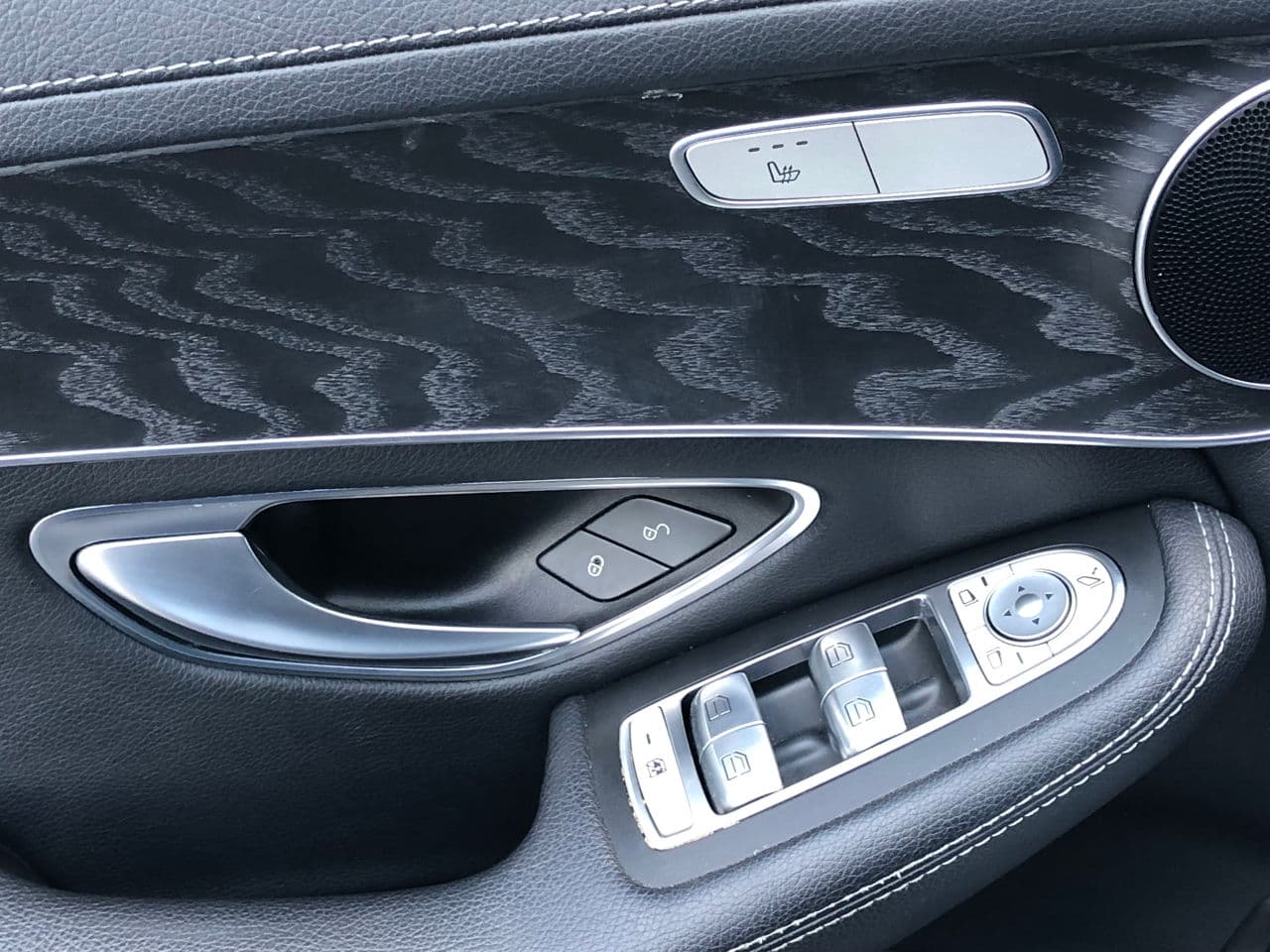 2017 Mercedes GLC 350e — Miniatură 17