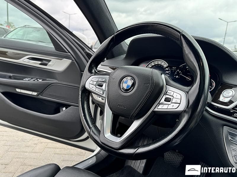 BMW 730 2017 — Миниатюра 10