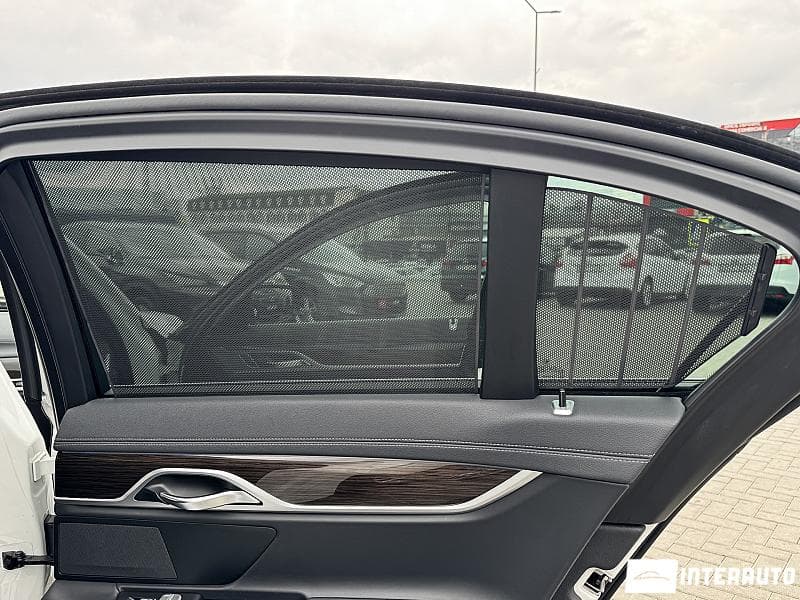 BMW 730 2017 — Миниатюра 30