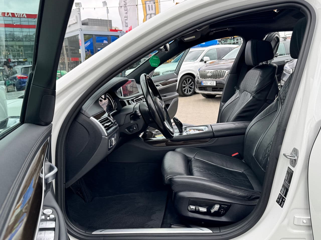 BMW 730 2017 — Миниатюра 7
